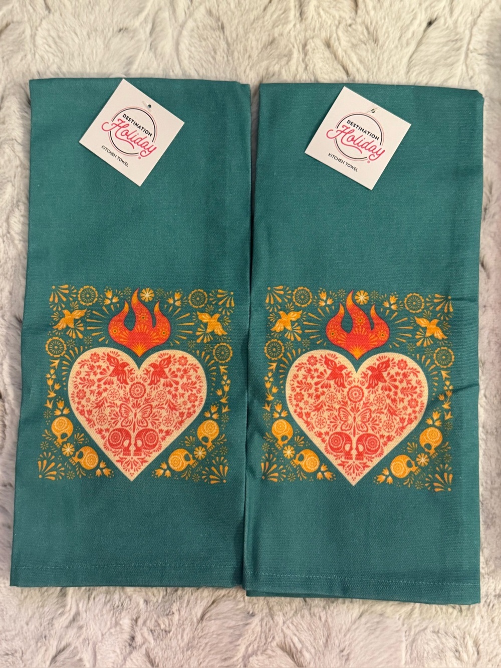 Destination Holiday Day of the Dead Scared Heart Towels, Mat, Shakers Set- 5 pcs - Picture 2 of 12